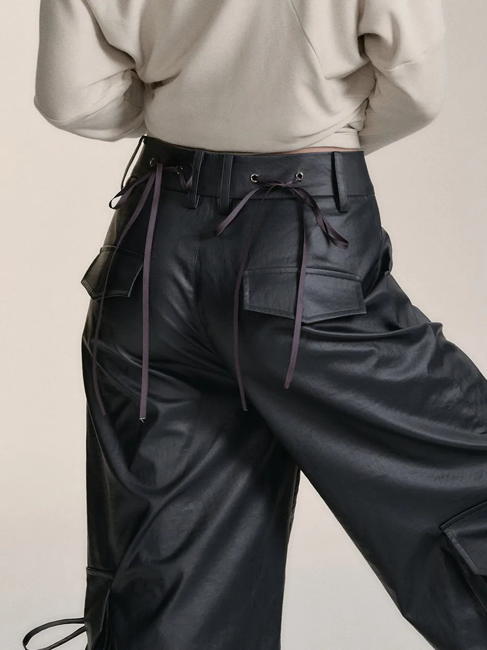 Black Pockets Wide-Leg Cargo Pants