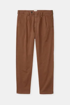 Closed Chestnut Brown Bergen Tapered Pant