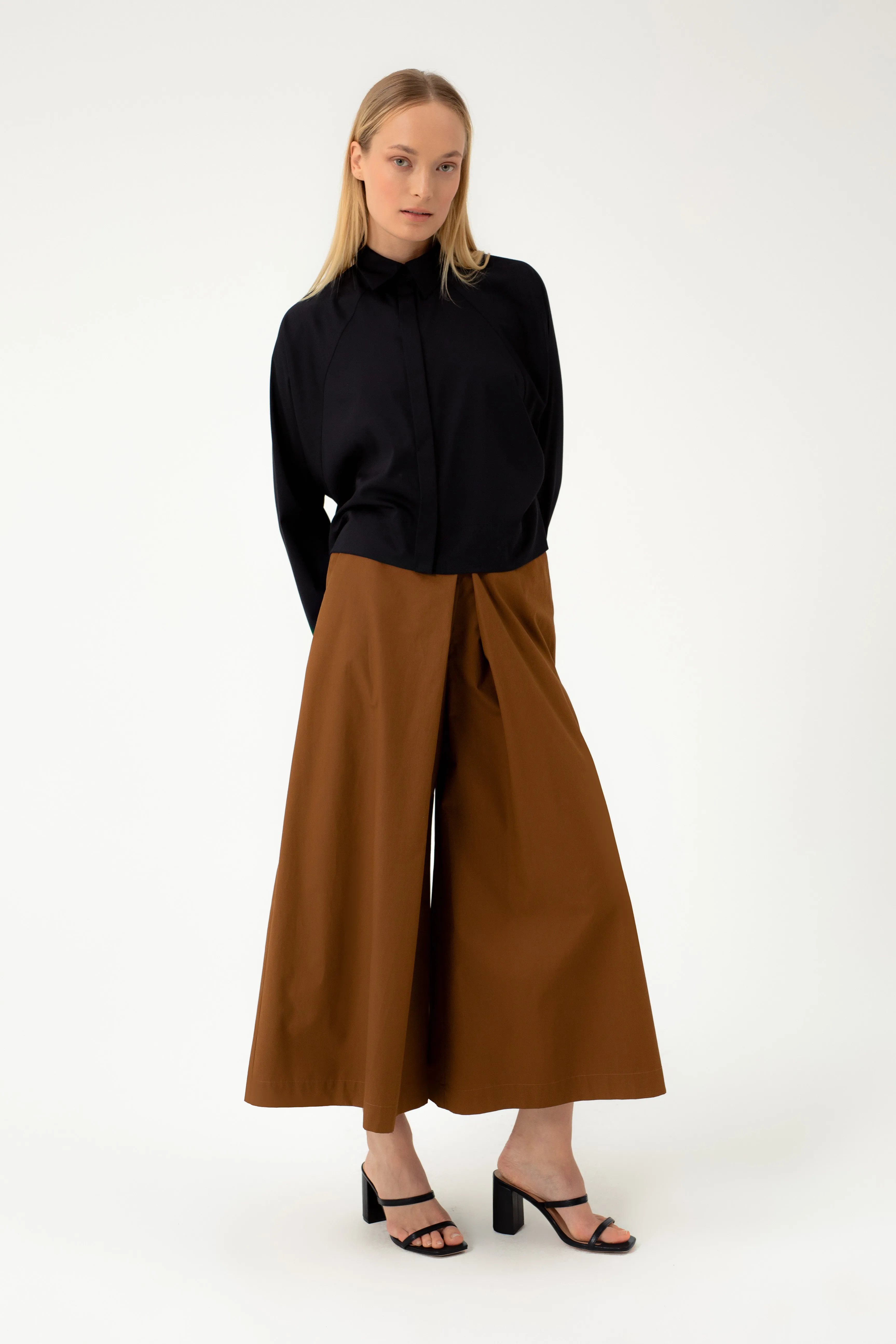 COTTON CULOTTES WITH DEEP PLEAT