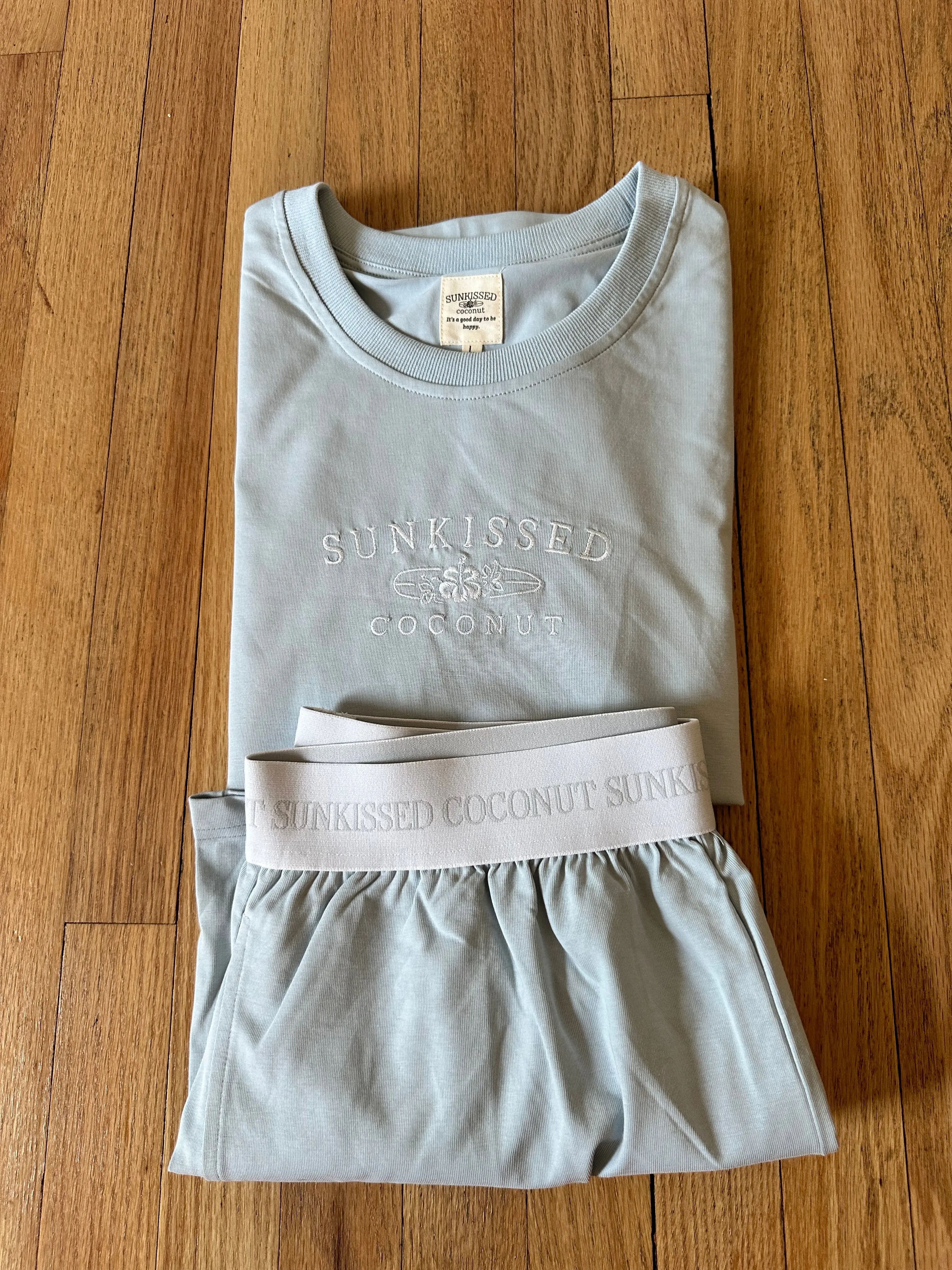 Glass Blue Basic Watercolor Shorts