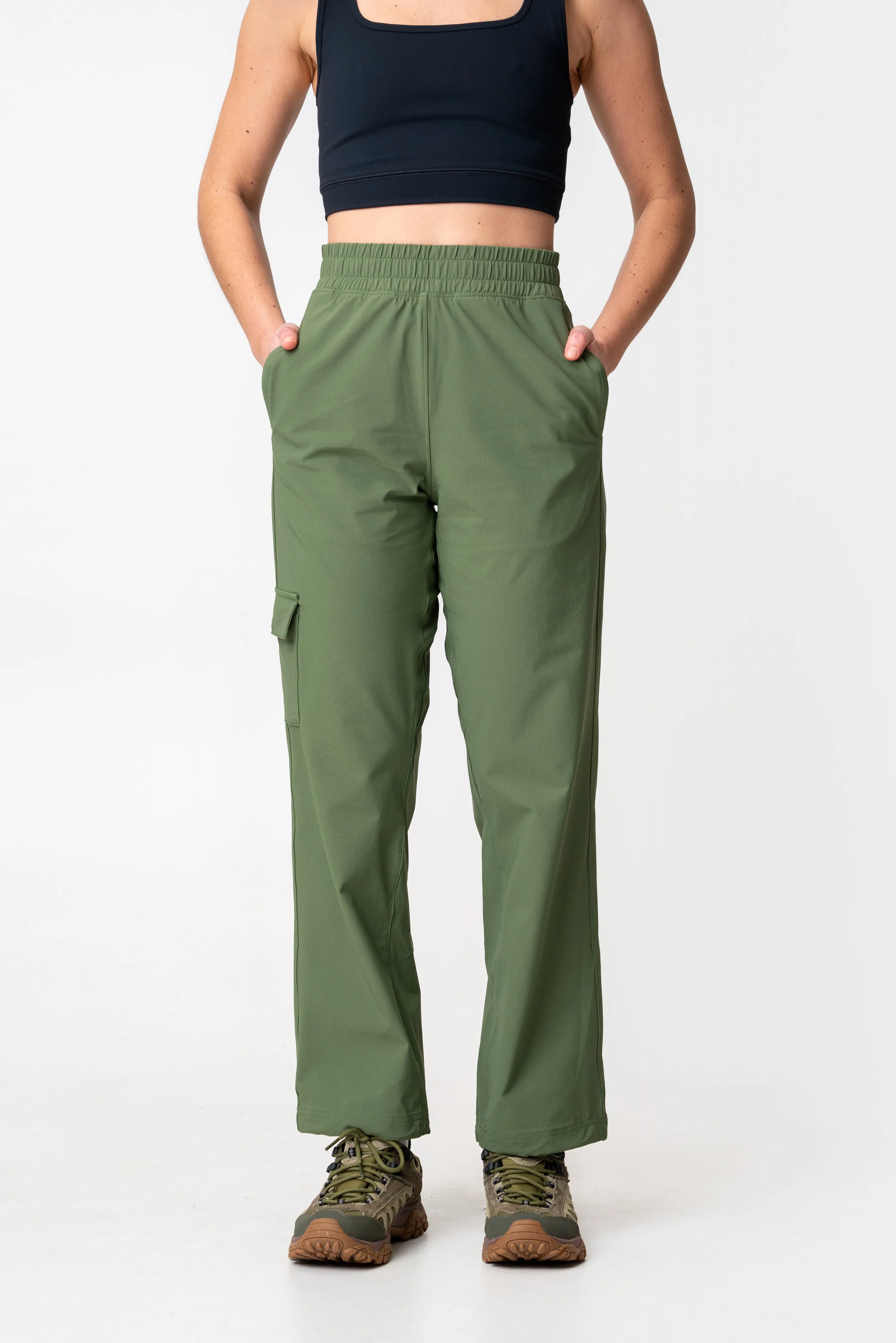 go explore essential pant