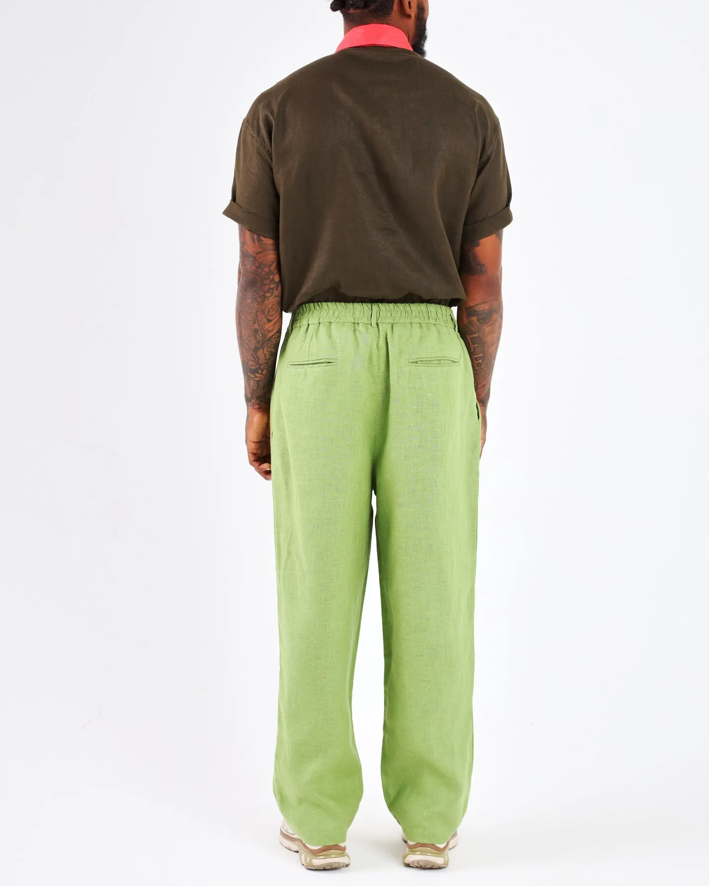 LINEN TROUSERS IN GREEN