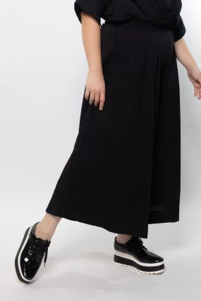 Luca Culottes in Black