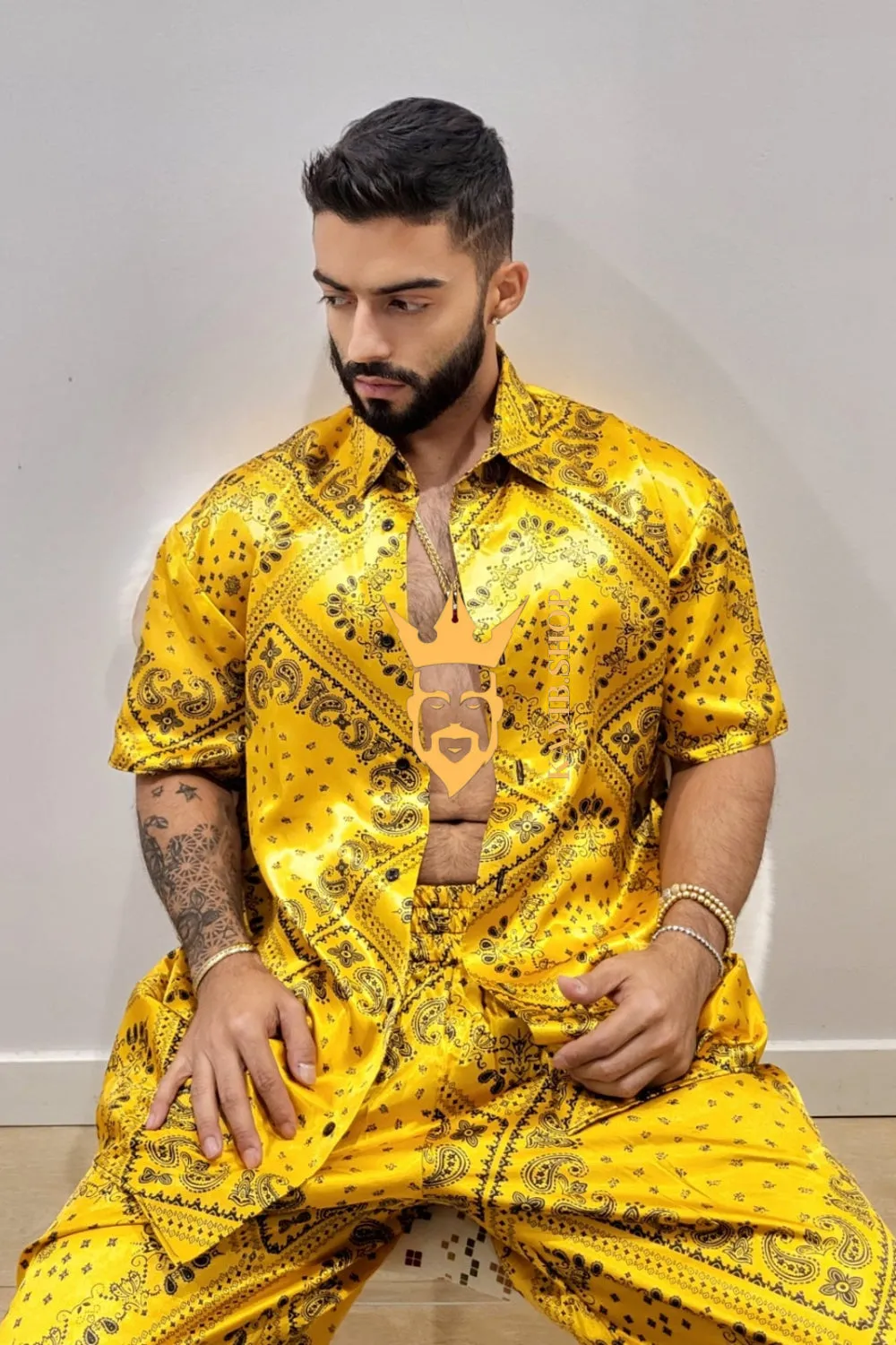 Men's Gold Luxury Silk Set - Elevate Your Wardrobe with Unparalleled Quality and Style