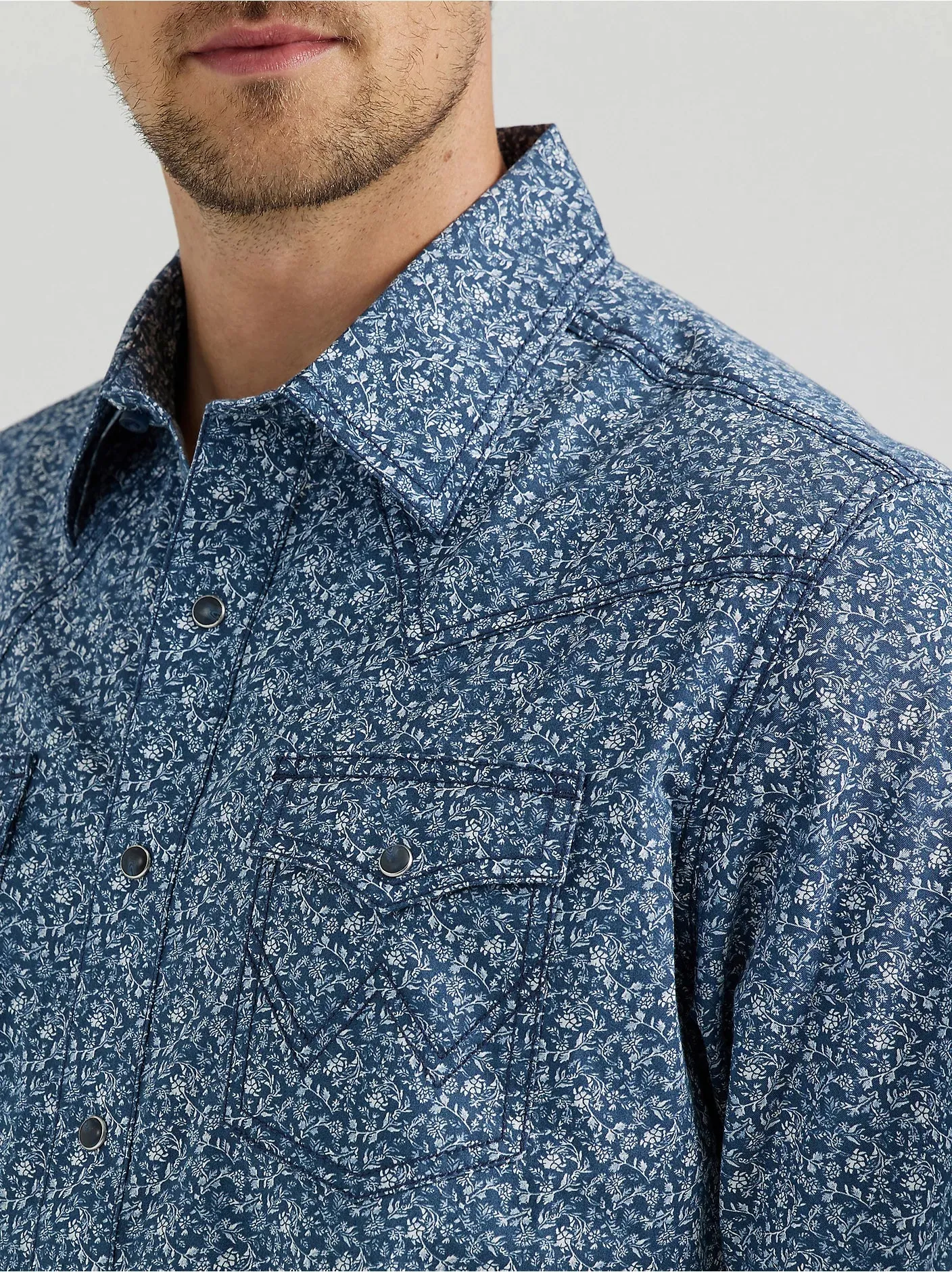 Men's Wrangler Retro Premium Long Sleeve Western Snap Printed Shirt - 112356586