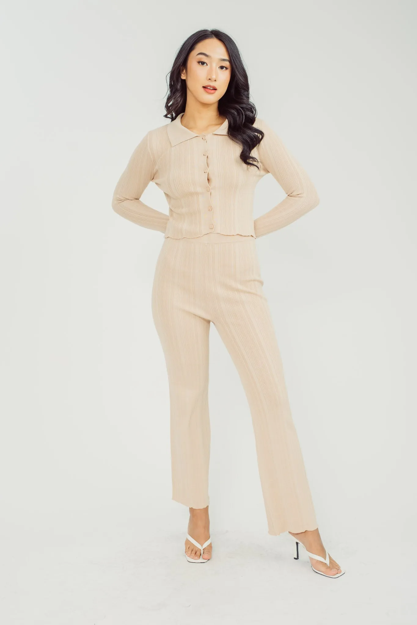 Neeca Khaki Knitted Elastic Waist Straight Cut Culottes