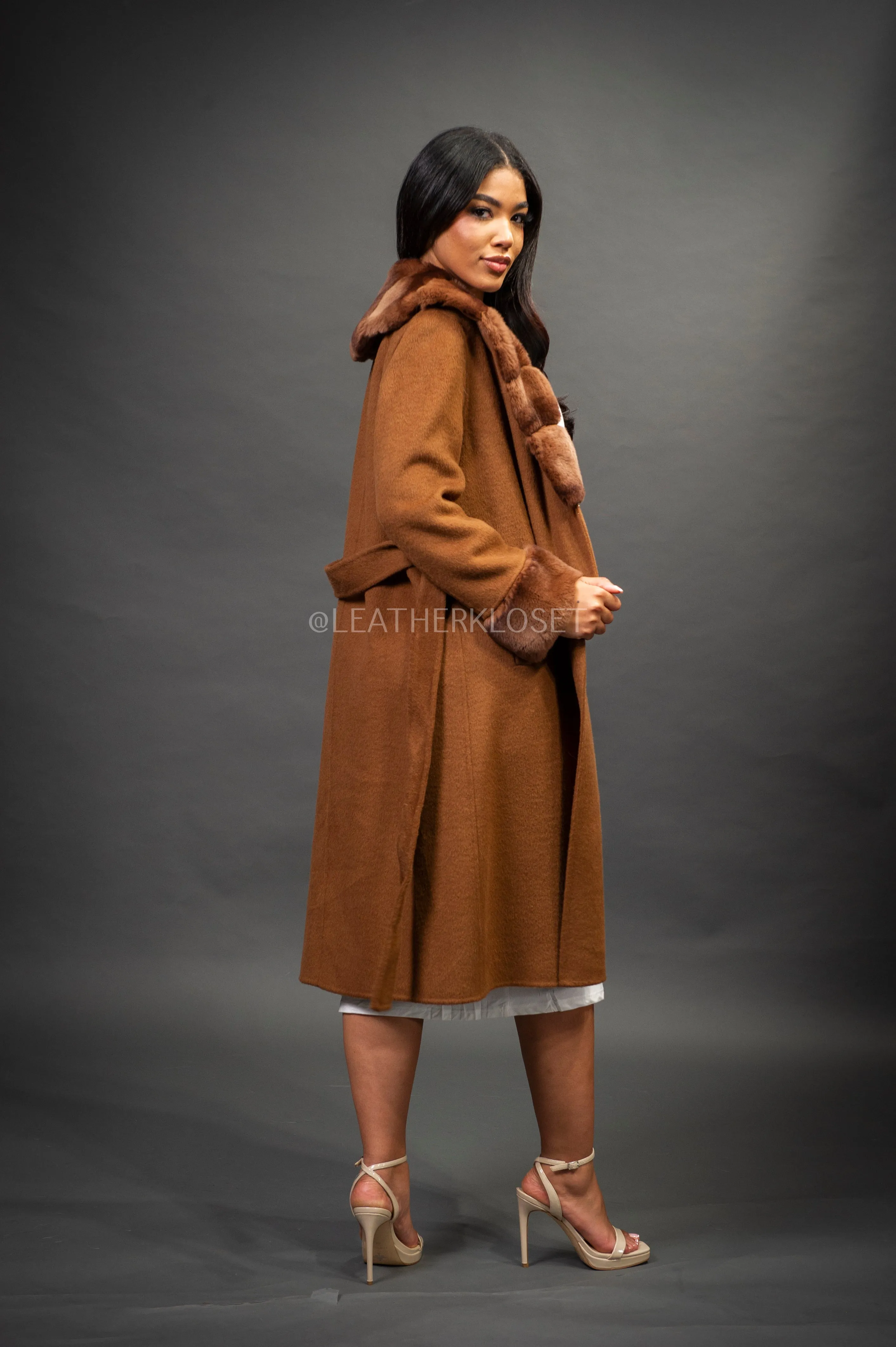 Women's Cashmere Trench Coat With Rex Trimming [Brown]