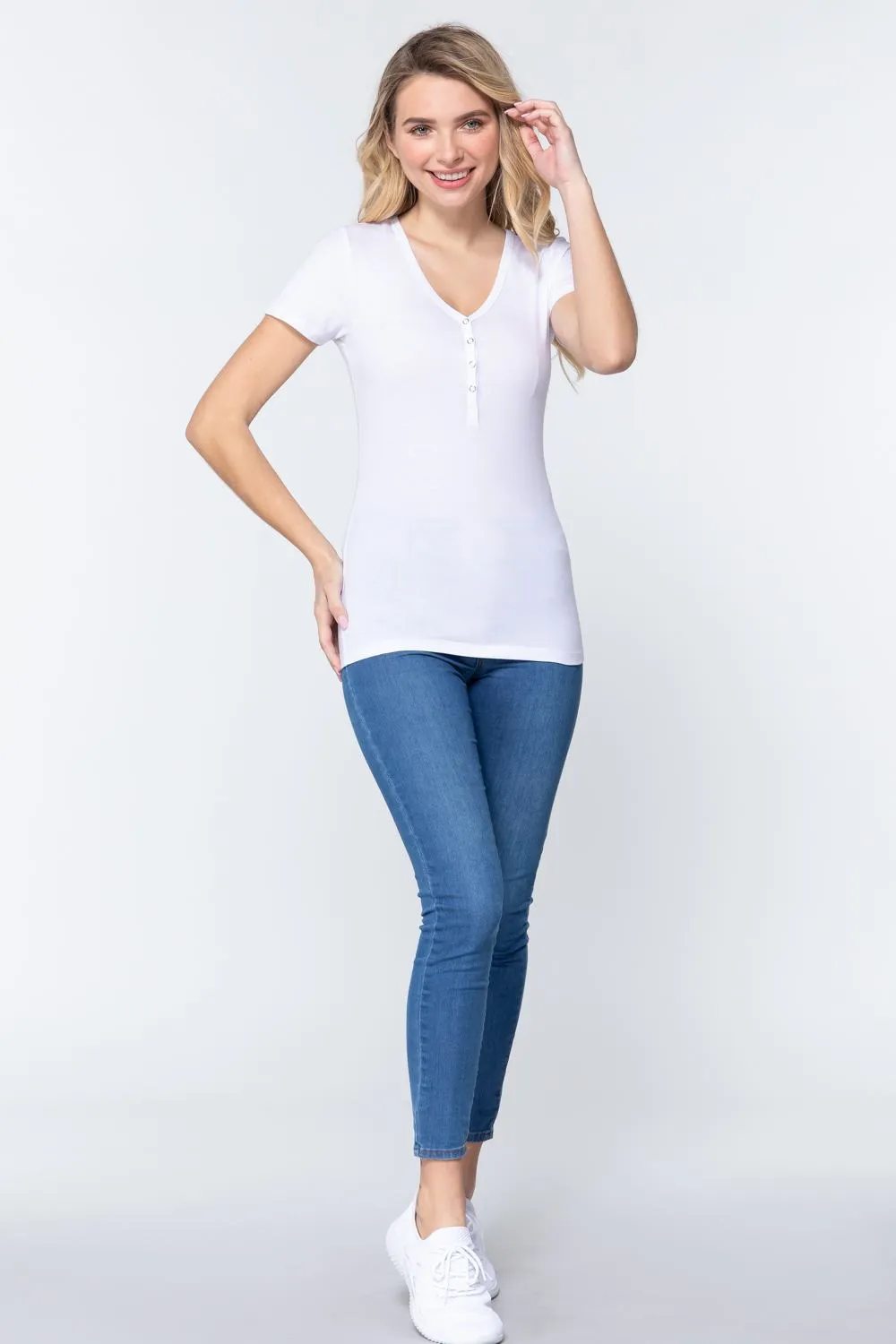 Women's Short Slv V-neck Henley Knit Top