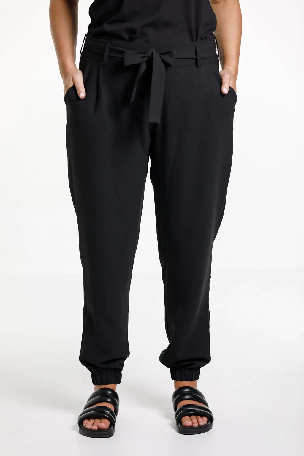 X Label Billie Pants - Black